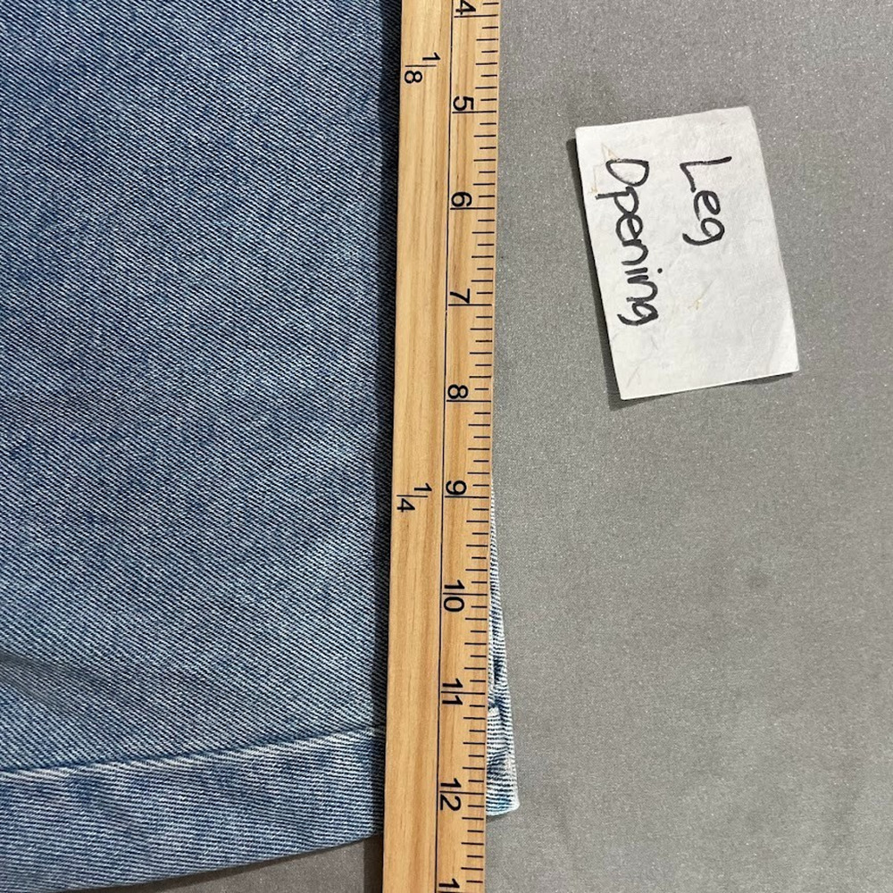 Levis 550 Women Size 14 Blue Jean Shorts Jorts 100% Cotton Rigid Denim Y2K 2000s - Picture 10 of 10